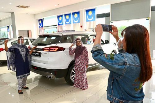 Malaysia miễn thuế tiêu thụ khi mua ôtô