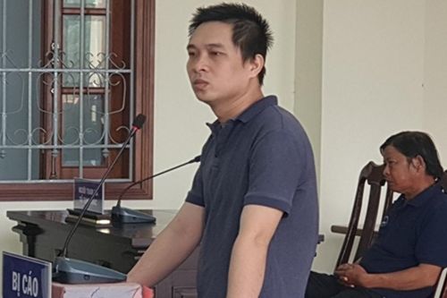 Nghi ngờ vợ đi với người khác, chồng ra tay sát hại
