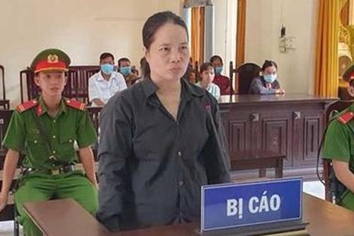Người chồng hờ mất mạng vì tưới dầu định đốt chết vợ