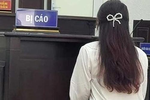 Nữ bị cáo quốc tịch Anh bị bắt quy án sau 13 năm bỏ trốn