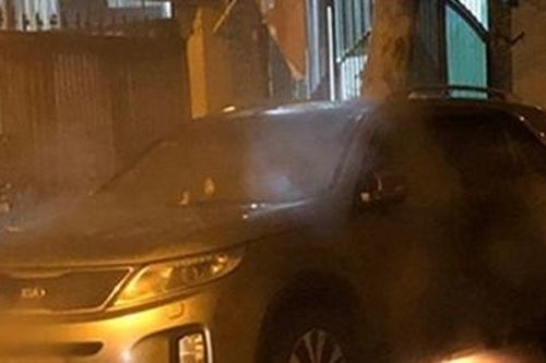 Bắt khẩn cấp kẻ đốt 6 xe ô tô trong đêm