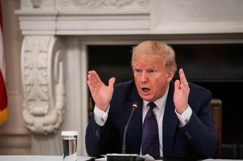 Tổng thống Trump phản đối cắt giảm ngân sách hay giải tán các sở cảnh sát