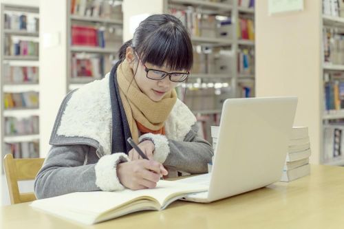 Trung Quốc khuyên sinh viên cân nhắc việc học tập ở Australia sau đại dịch
