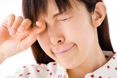 Ngứa mắt và cách đối phó