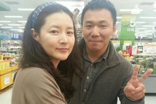 Lee Young Ae lộ dấu hiệu lão hóa khi để mặt mộc