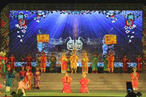 Huế hướng đến Festival bốn mùa: Bước đi thận trọng để khả thi hơn