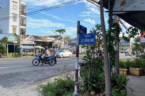 Lê Hồng Nhi xả thân diệt địch
