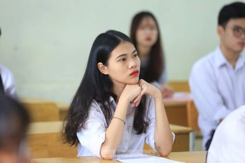 Đại học tự chủ, vì sao học phí tăng phi mã?