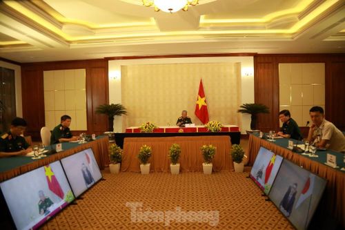 Thứ trưởng Quốc phòng Việt - Nhật điện đàm