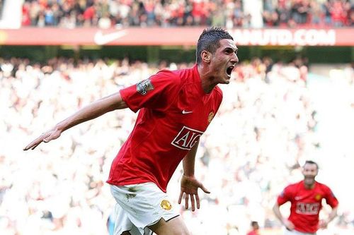 Người hùng MU một thời Macheda bừng sáng ở chân trời mới
