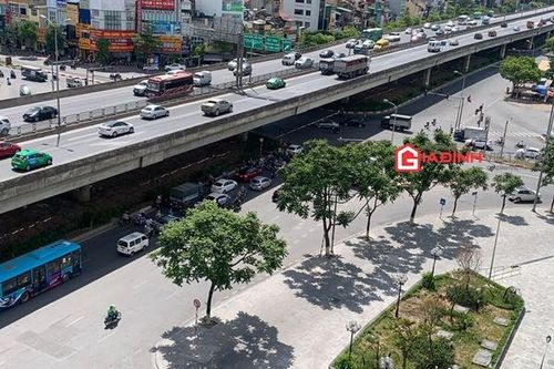 Nhọc nhằn mưu sinh giữa nắng hè tháng 6
