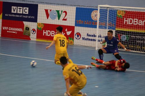 Xác định 4 đội cuối cùng giành quyền thi đấu vòng chung kết Giải Futsal HDBank VĐQG 2020