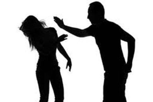 Khi yêu thì chiều chuộng, thành vợ lại 'vùi hoa dập liễu'