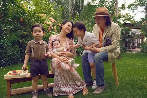 Diễn viên 'nghiện con' 5 năm sinh 3 đứa Hải Yến: Tất bật chăm các nhóc tỳ nhưng nhan sắc vẫn khiến người khác xuýt xoa