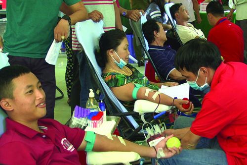 Tiếp tục hiến máu tình nguyện đợt 1 năm 2020