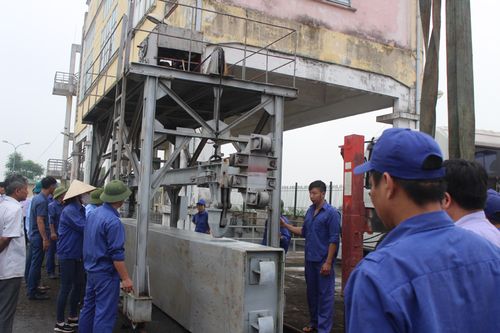Lệnh vận hành công trình phân lũ sông Hồng vào sông Đáy