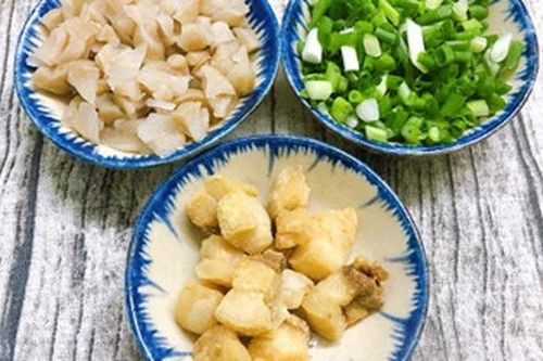 Bột khoai môn chiên trứng tại nhà