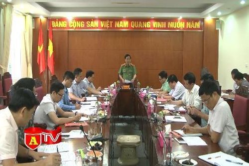 Xây dựng phương án nhân sự phải đảm bảo tiêu chuẩn chính trị, năng lực, cơ cấu, độ tuổi theo quy định