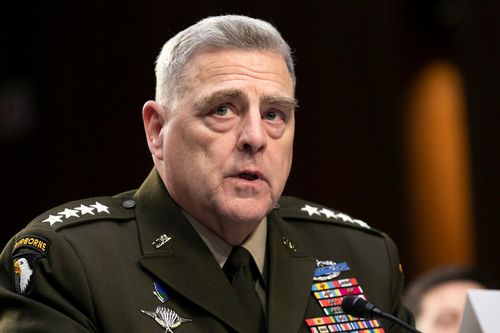 Tướng Mỹ hối tiếc vì tháp tùng TT Trump tới nhà thờ giữa biểu tình