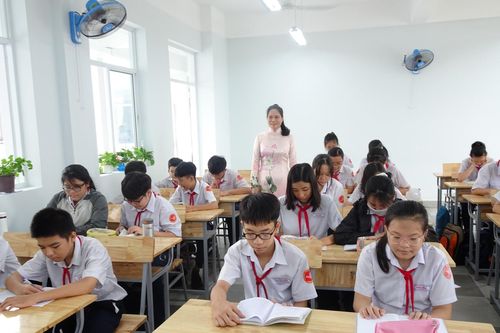 TPHCM: Khánh thành 2 công trình trường học ở quận 4 chào mừng Đại hội Đảng bộ các cấp