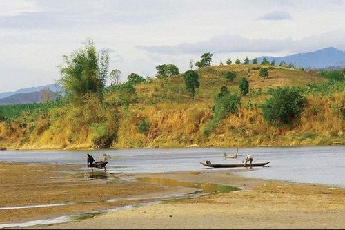 Dòng Đăk Bla đang hấp hối