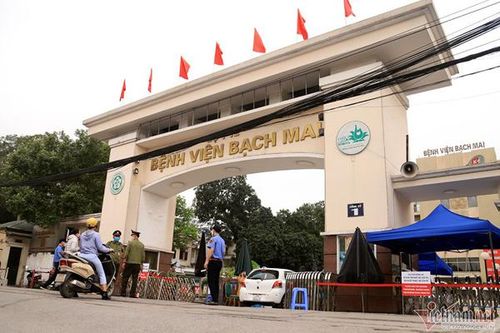 BV Bạch Mai không 'xóa sổ' giường dịch vụ
