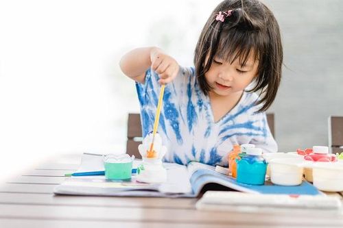 7 cách giáo dục giúp con rèn tính tự lập từ bé