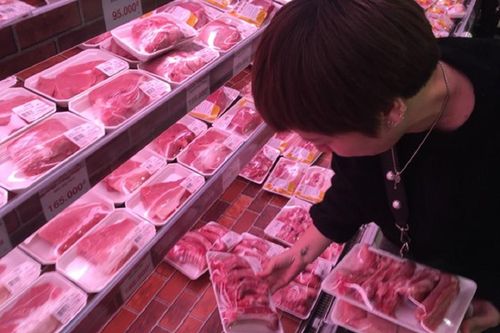 Hơn 70.000 tấn thịt lợn đã về Việt Nam để 'hạ nhiệt' giá lợn