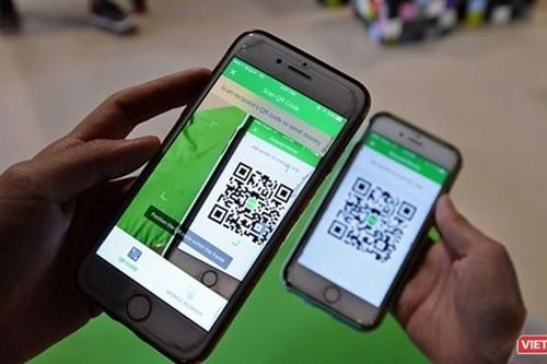 Grab thúc giục người dùng xác thực thông tin tài khoản ví Moca