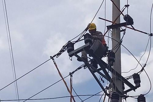 Khắc phục kịp thời các sự cố lưới điện mùa nắng nóng