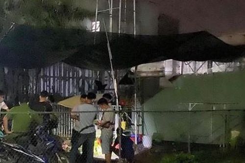 2 người tử vong tại chợ trong đêm sau 'lời qua tiếng lại'