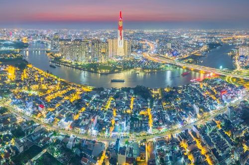 Việt Nam đẹp lung linh trong đêm khi nhìn từ trên cao