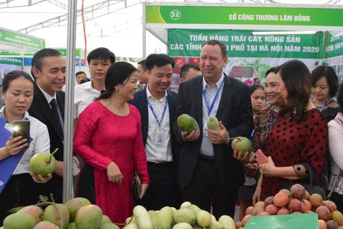 Khai mạc Tuần hàng trái cây, nông sản các tỉnh, thành phố tại Hà Nội