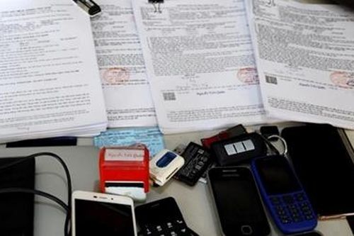 Phù phép hồ sơ vay, chiếm đoạt tiền tỉ