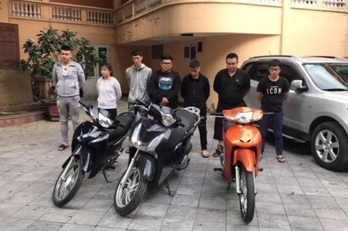 Xử lý nhóm 'quái xế' gây tai nạn trong đêm tại hồ Hoàn Kiếm