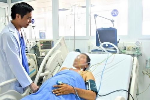 Cứu sống bệnh nhân bị vỡ phình động mạch chủ