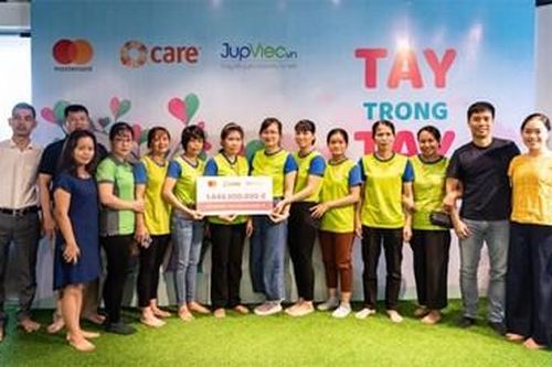 Hỗ trợ tài chính cho nữ giúp việc gia đình bị ảnh hưởng bởi Covid-19