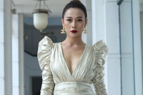 Phương Oanh 'bung lụa' trong Lựa chọn số phận