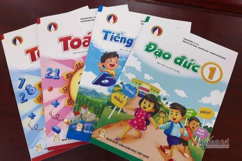 Bộ Giáo dục yêu cầu tiếp tục giảm giá sách giáo khoa
