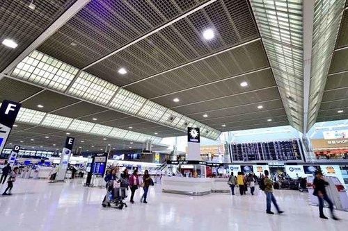 Nhật sẽ nới hạn chế nhập cảnh với người Việt Nam