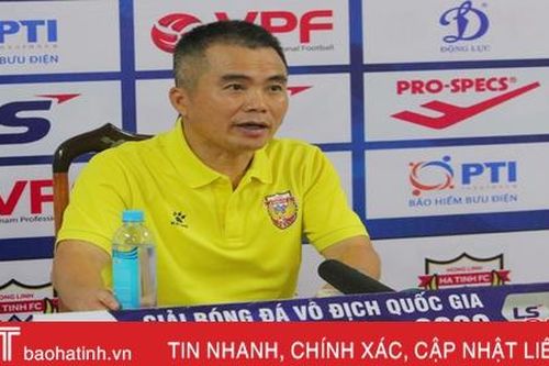 HLV Phạm Minh Đức: Khóa chặt Quang Hải là mấu chốt của trận đấu