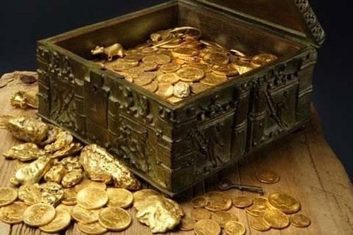 Phát hiện kho báu trị giá 2 triệu USD dưới chân ngọn núi hoang vắng