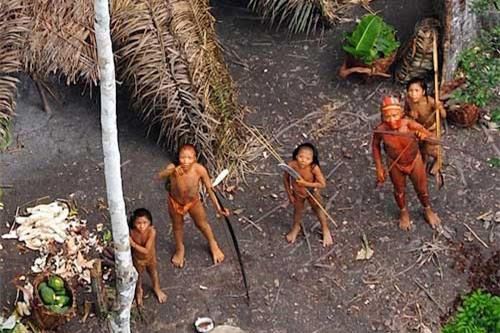 Bộ lạc nguyên thủy cách biệt hoàn toàn với thế giới 6 vạn năm