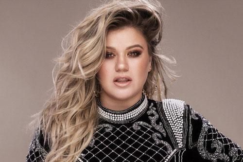 Kelly Clarkson bất ngờ đệ đơn ly hôn