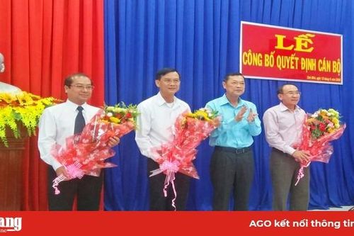 Tịnh Biên: Trao quyết định điều động cán bộ thuộc diện Ban Thường vụ Tinh ủy quản lý