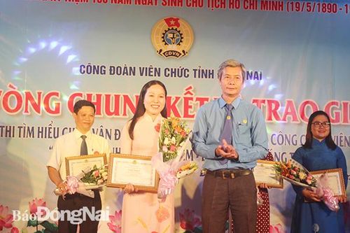 Chung kết hội thi tìm hiểu Cuộc vận động xây dựng người cán bộ, công chức, viên chức 'Trung thành- trách nhiệm – liêm chính – sáng tạo'