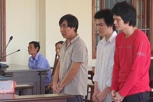 Hai thanh niên đánh chết bạn nhậu lãnh 26 năm tù