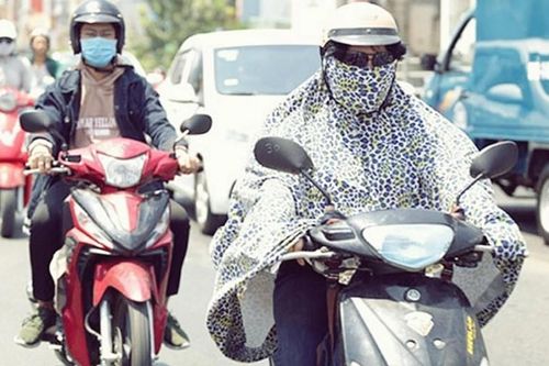 Bắc Bộ nắng nóng diện rộng, áp thấp nhiệt đới tiến gần Biển Đông