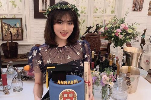 Ái nữ CEO Huawei tốt nghiệp Đại học Harvard danh tiếng