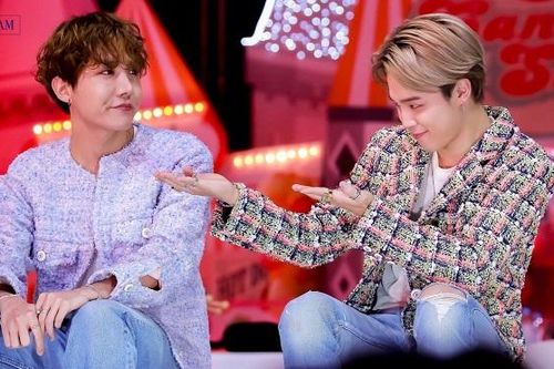 Chết cười 6 lần Jimin 'bóc phốt' các thành viên BTS ngay trước máy quay